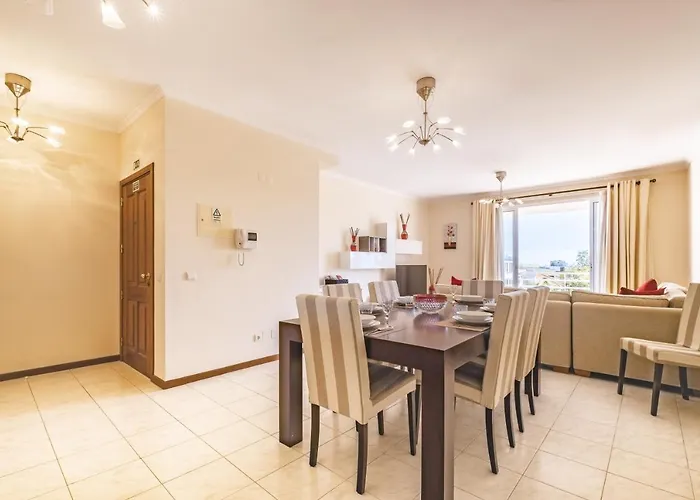 Casa Blanca Ii Apartment *